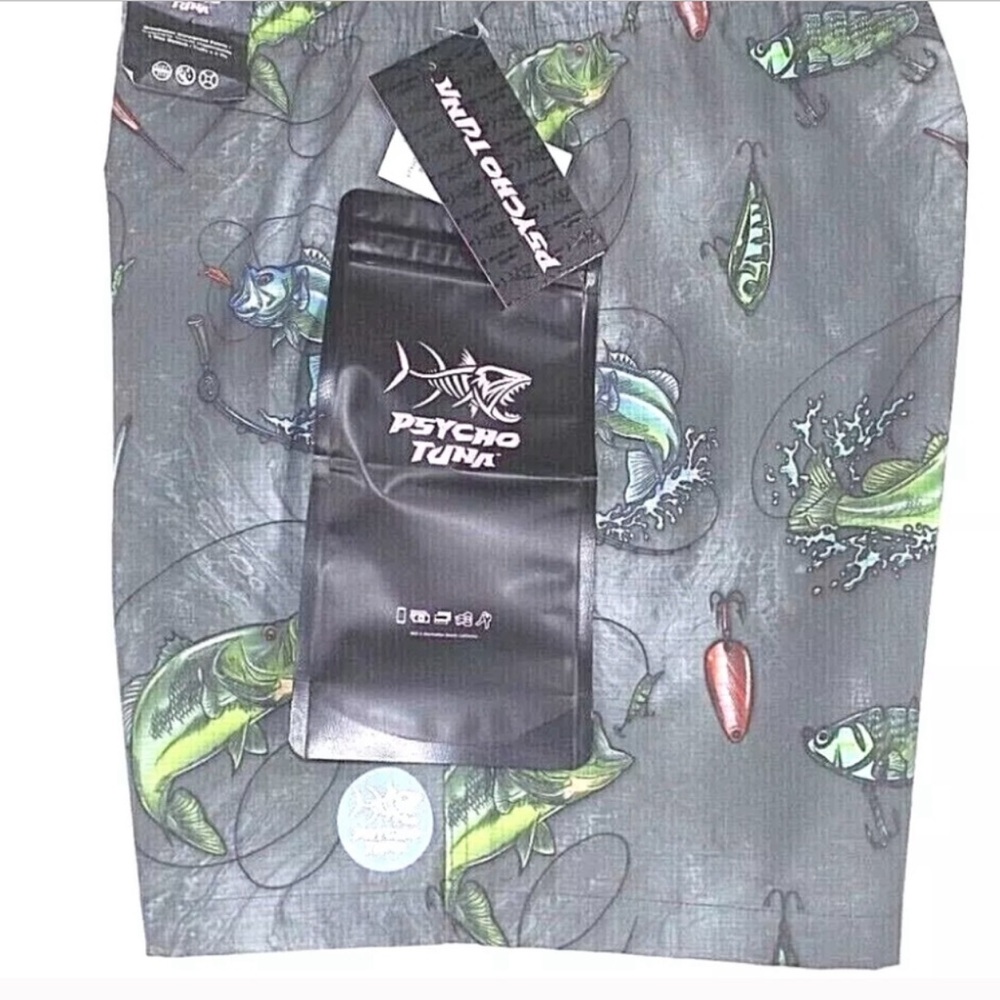 NWT Psycho Tuna Medium Reel Em In Fish Charcoal Print Board Shorts Swim Trunks